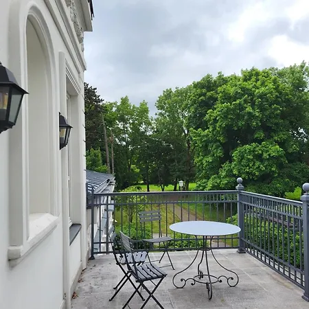 Отель Palac I Loft Ojrzanow