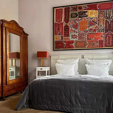 Palac I Loft Отель Ojrzanow