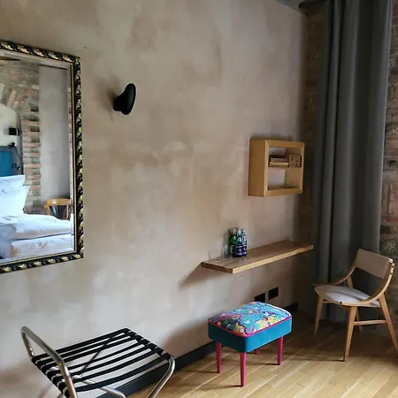 Palac I Loft Ojrzanow