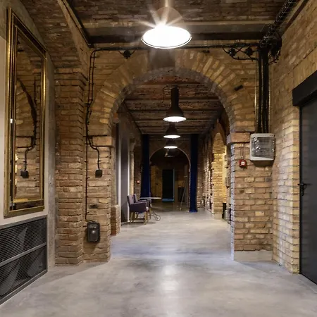 Palac I Loft * Ojrzanow